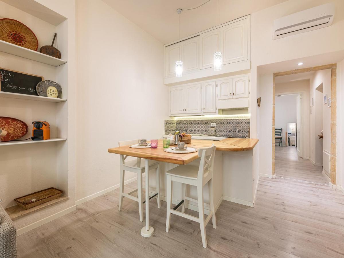 Marco'S Stylish Home In The Heart Of กาญารี ภายนอก รูปภาพ